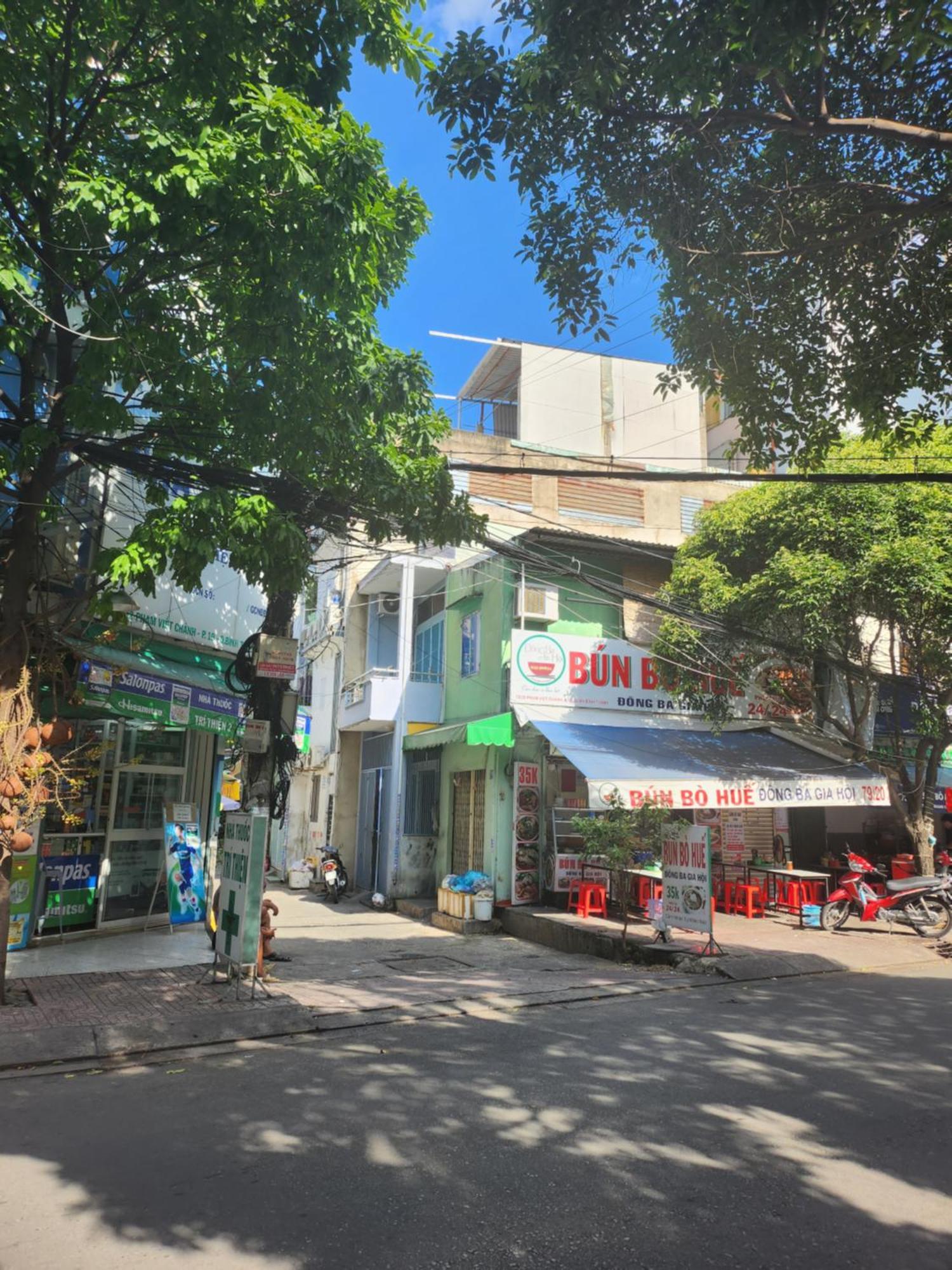 Albergue Half Coffee N Dorm Ciudad Ho Chi Minh  Exterior foto